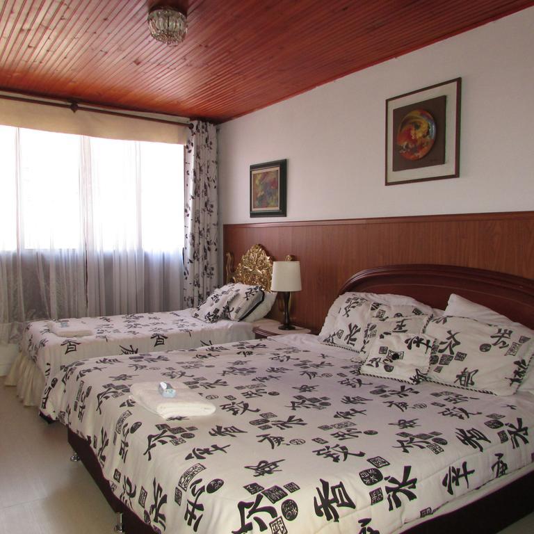 Casa De Huespedes Shalom Victoria Affittacamere Bogotá Esterno foto