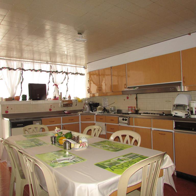 Casa De Huespedes Shalom Victoria Affittacamere Bogotá Esterno foto